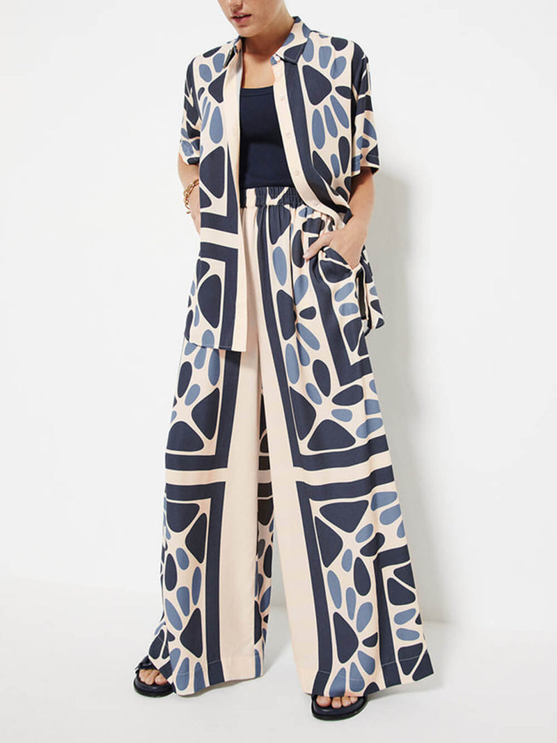 Sophisticated Pants with a Clean Classic Look