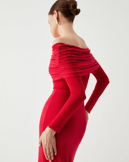 Sophisticated Dress with a Clean Classic Look