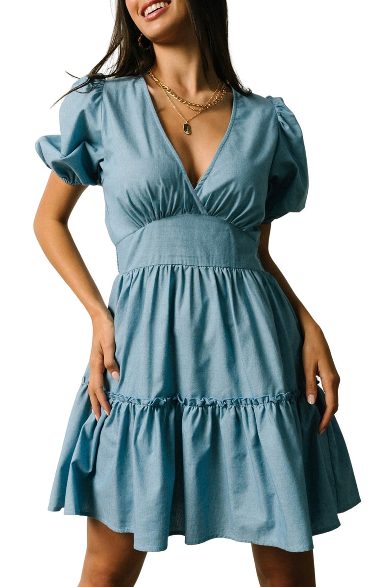 Well Tailored Dress with a Graceful Silhouette