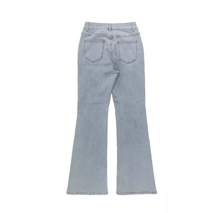 Well Tailored Garment with a Graceful Silhouette