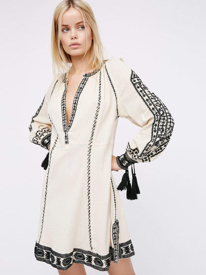 Gracefully Styled Dress for Any Occasion