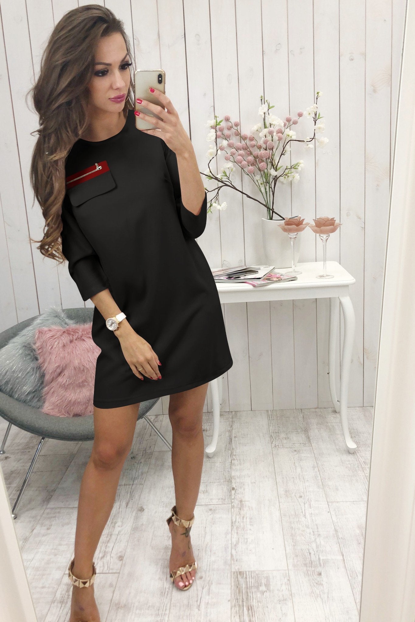 Gracefully Styled Dress for Any Occasion