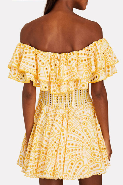 Gracefully Styled Dress for Any Occasion