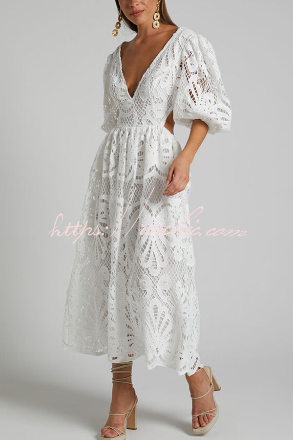 Classic Vintage & Enduringly Stylish Dress