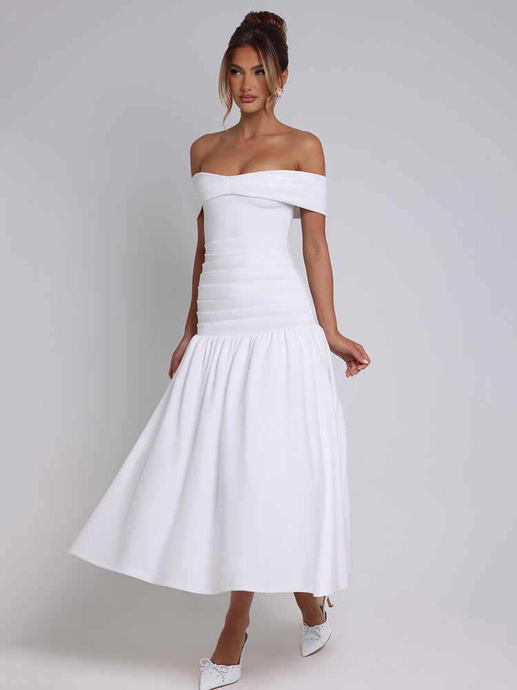 Well Tailored Dress with a Graceful Silhouette