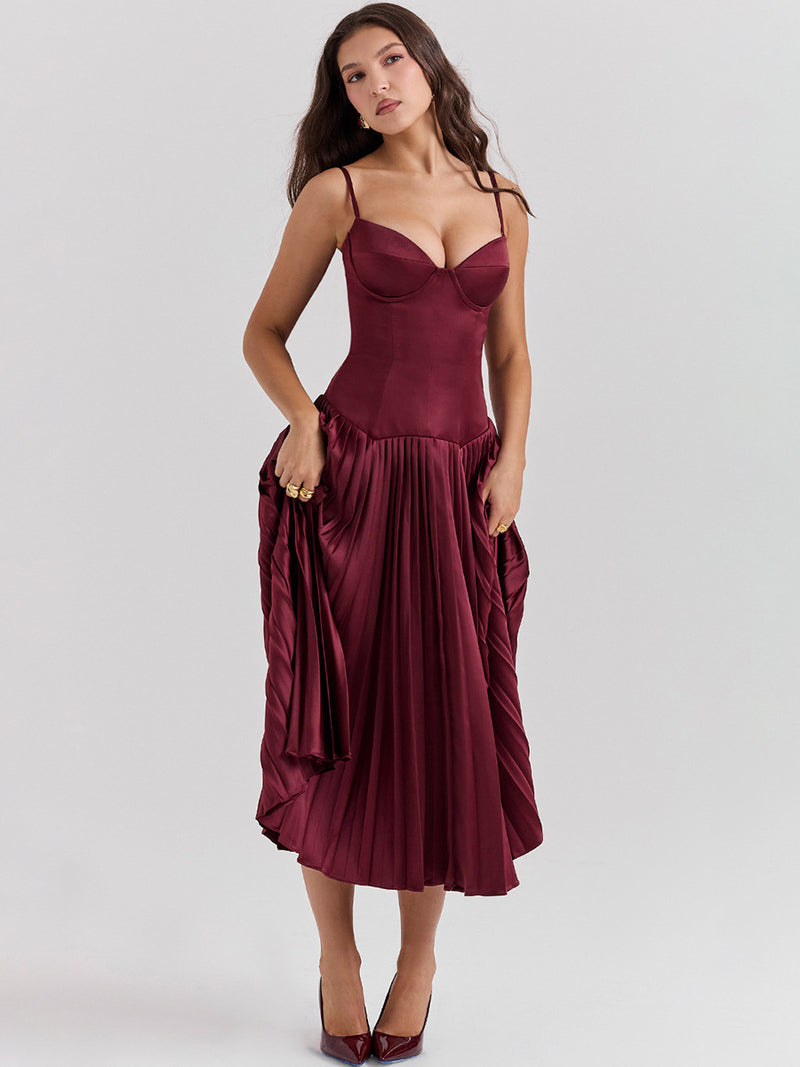 Classic Vintage Dress with a Flattering Fit