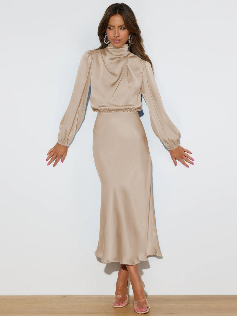 Classic Vintage Dress with a Flattering Fit