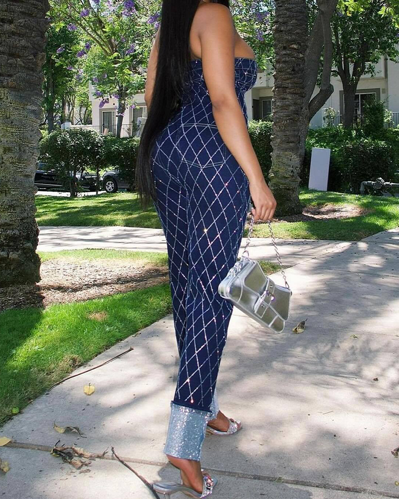 Classic Vintage Garment with a Flattering Fit