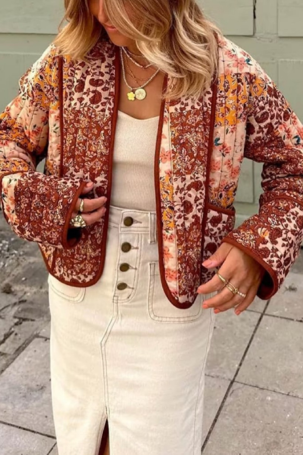 Elegantly Styled Cardigan for Everyday Wear