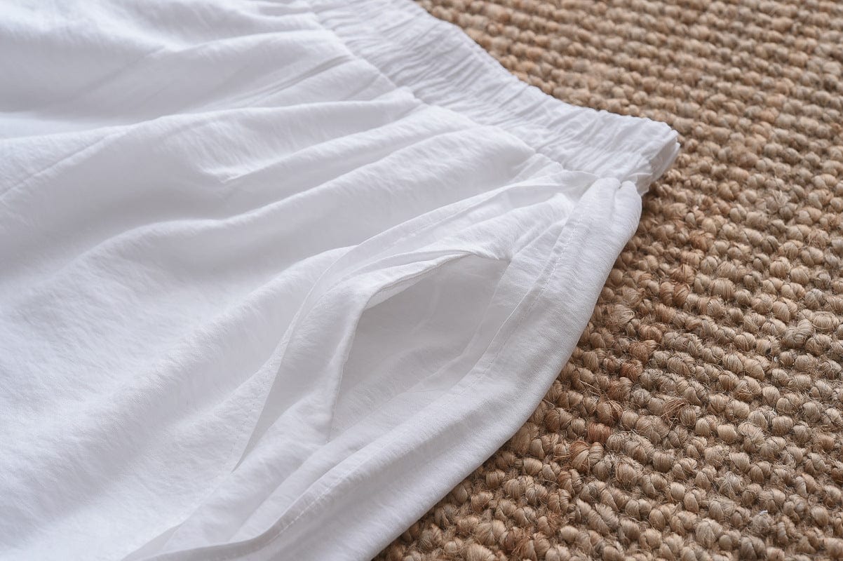 Beautifully Finished Pants in a Timeless Design