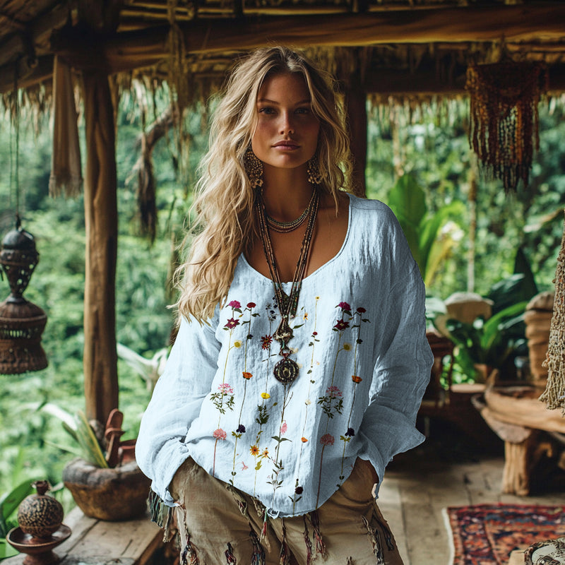 Effortlessly Elegant Blouse with a Timeless Design
