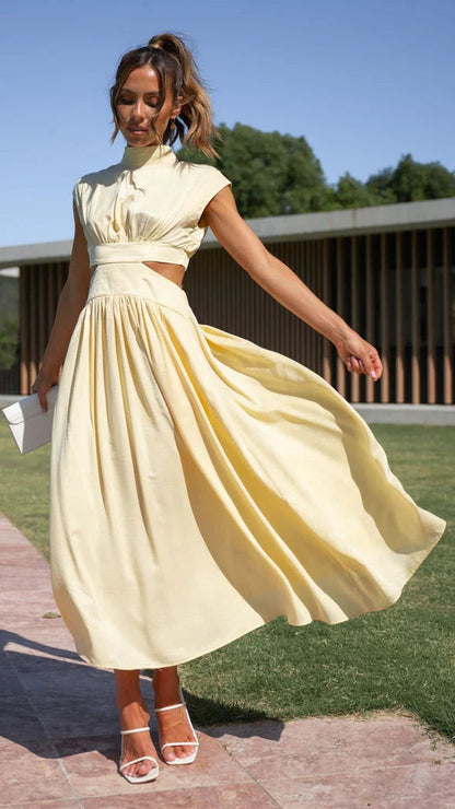 Polished Dress with an Effortless Classic Look