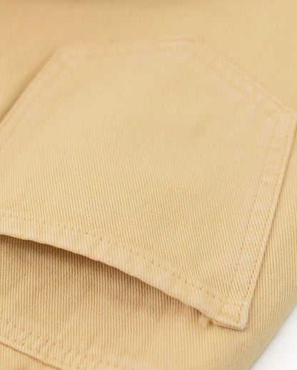 Effortlessly Elegant Pants with a Timeless Design