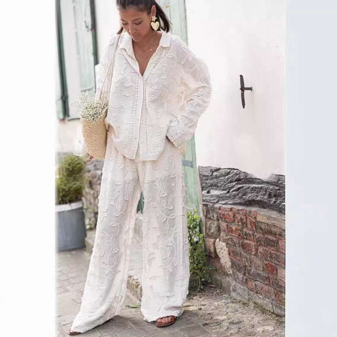 Sophisticated Garment with a Clean Classic Look