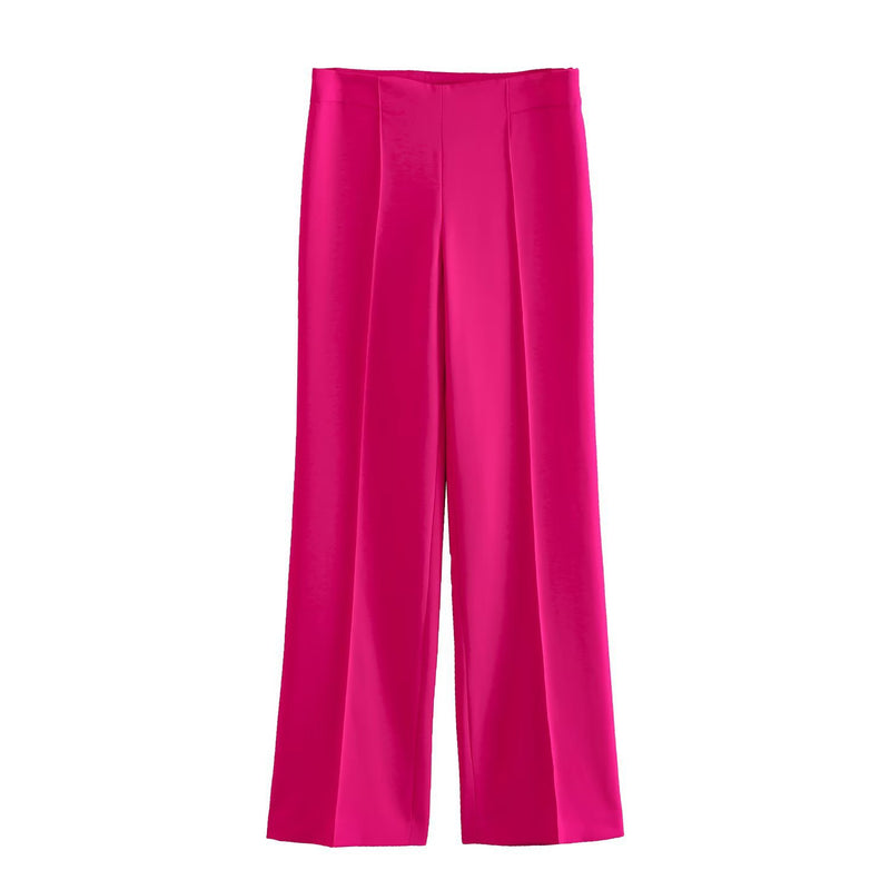 Effortlessly Elegant Pants with a Timeless Design