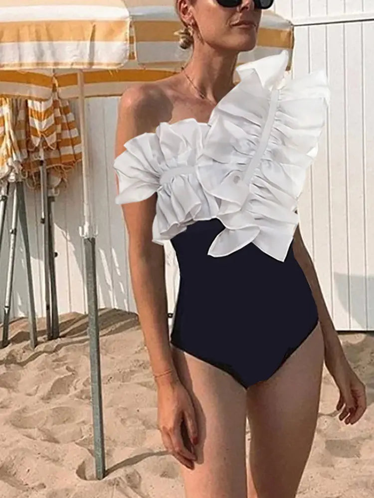 Beautifully Finished Garment in a Timeless Design
