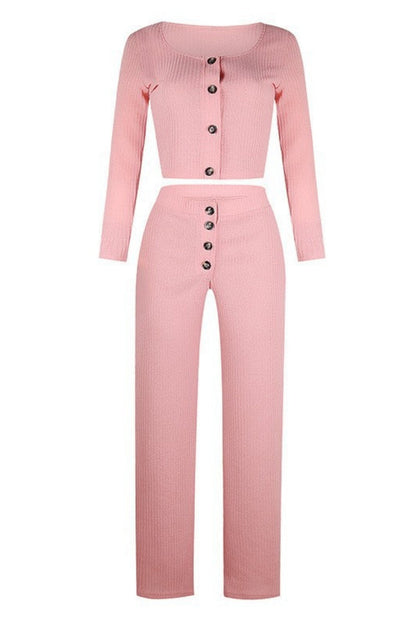 Sophisticated Pants with a Clean Classic Look