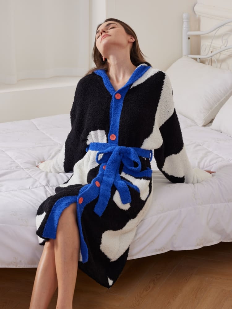 Gracefully Styled Garment for Any Occasion
