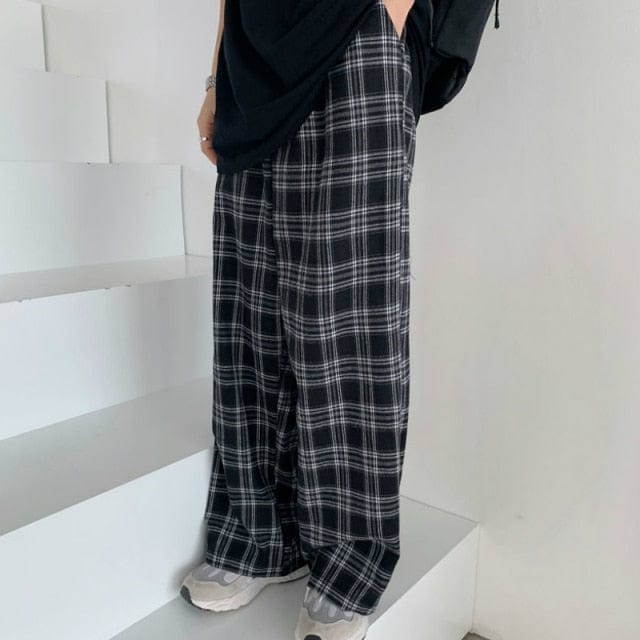 Elegantly Styled Pants for Everyday Wear