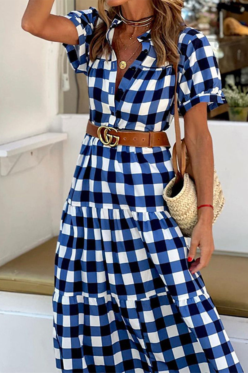 Classic Vintage Dress with a Flattering Fit
