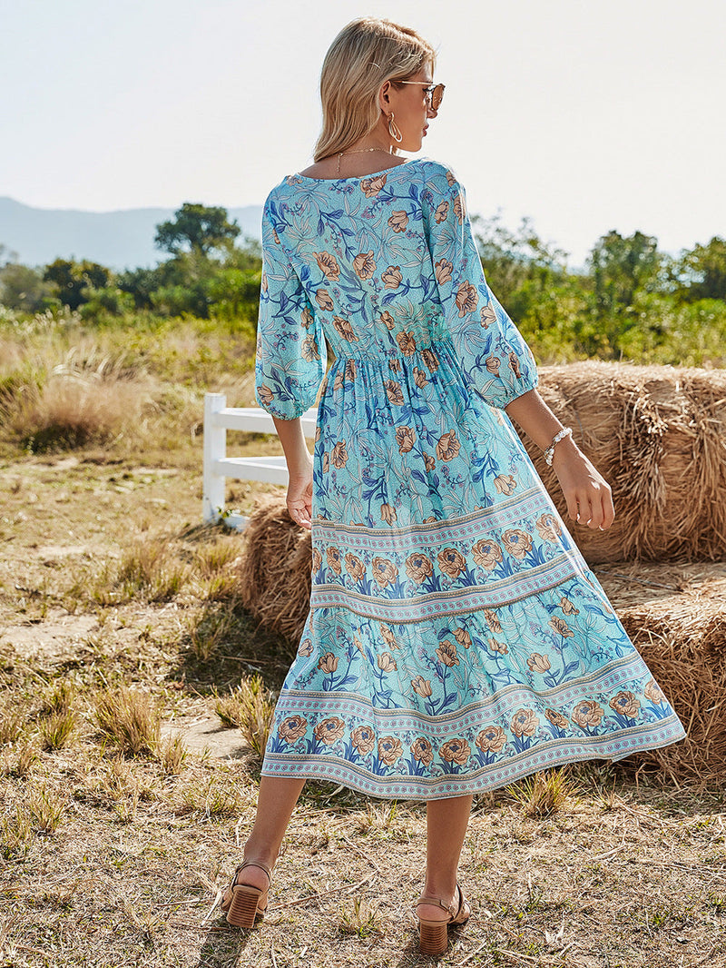 Classic Vintage & Enduringly Stylish Dress