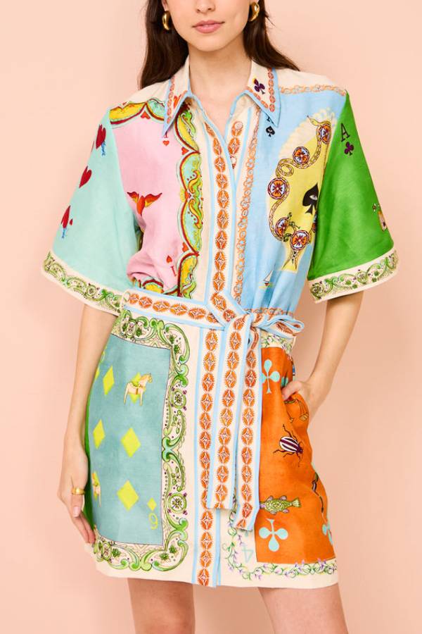 Beautifully Finished Dress in a Timeless Design