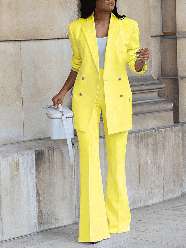 Classic Vintage Pants with a Flattering Fit