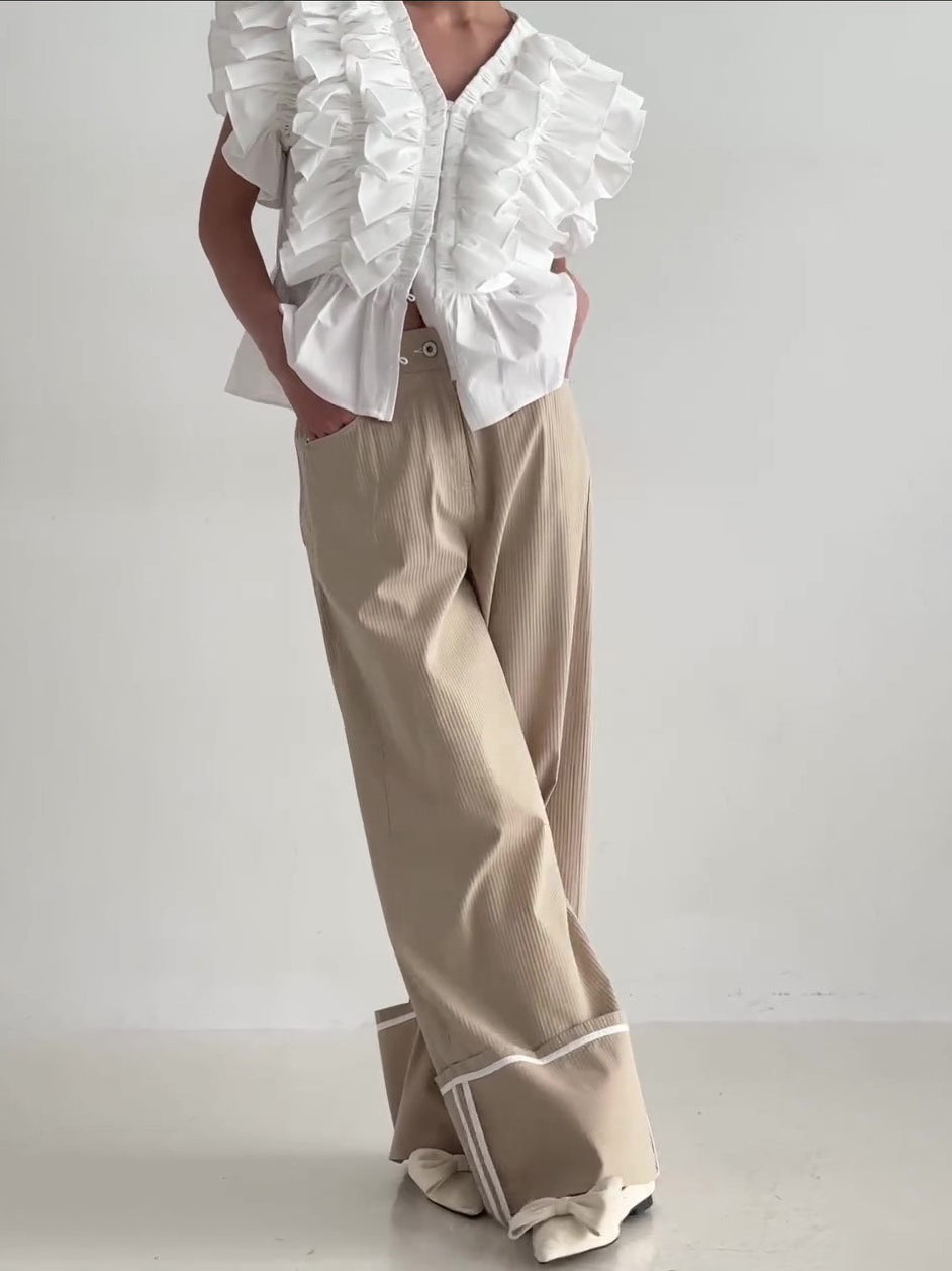 Polished Pants with an Effortless Classic Look