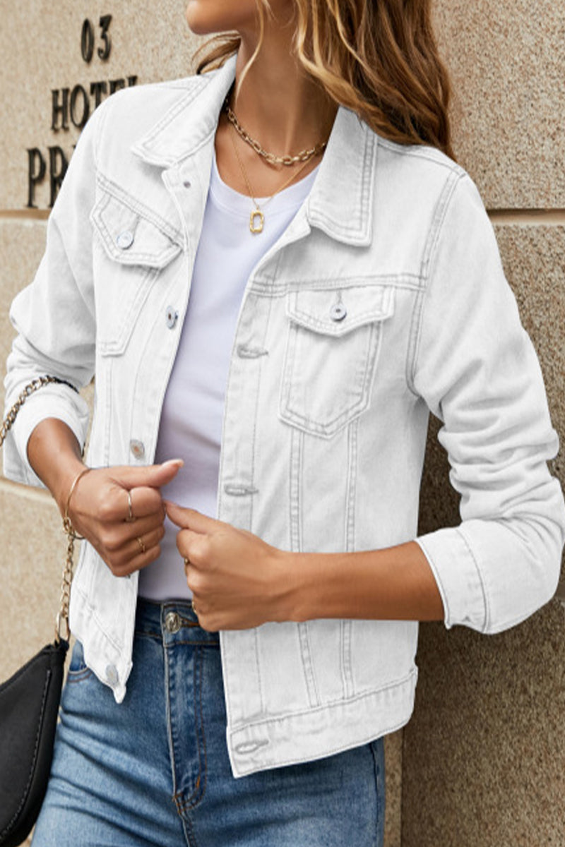 Well Tailored Jacket with a Graceful Silhouette