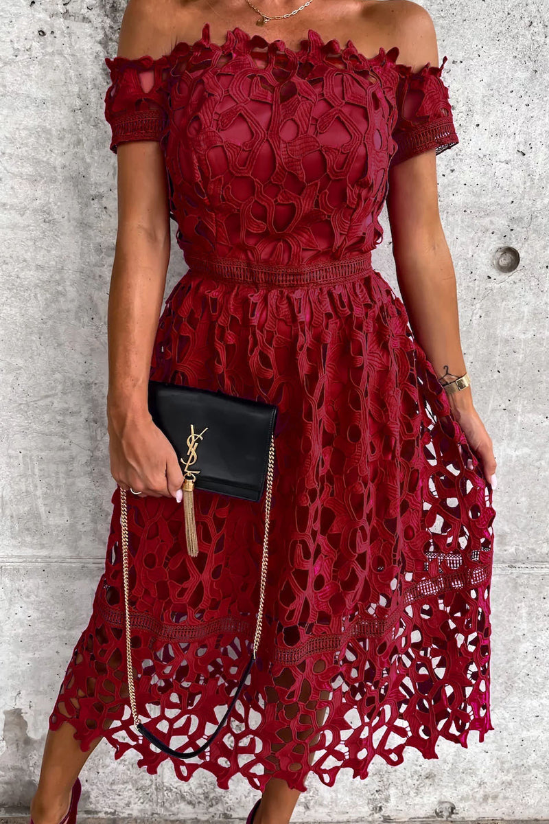 Sophisticated Dress with a Clean Classic Look