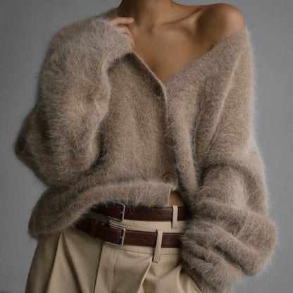 Beautifully Crafted Cardigan in a Classic Style