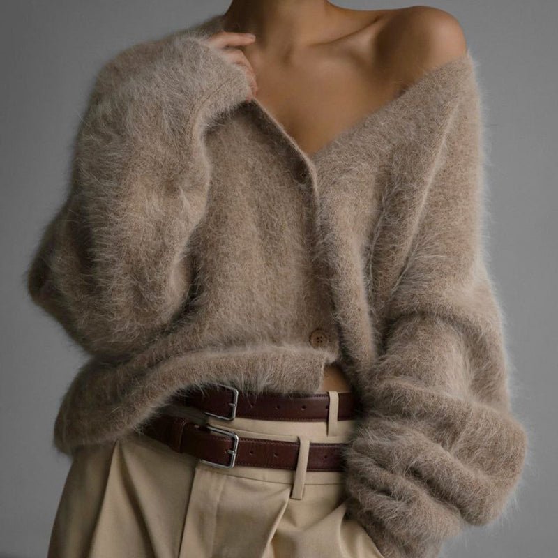 Beautifully Crafted Cardigan in a Classic Style