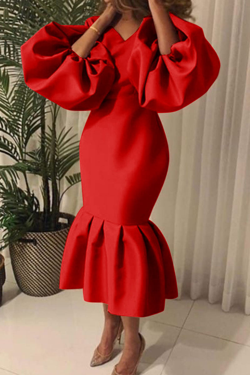 Well Tailored Dress with a Graceful Silhouette
