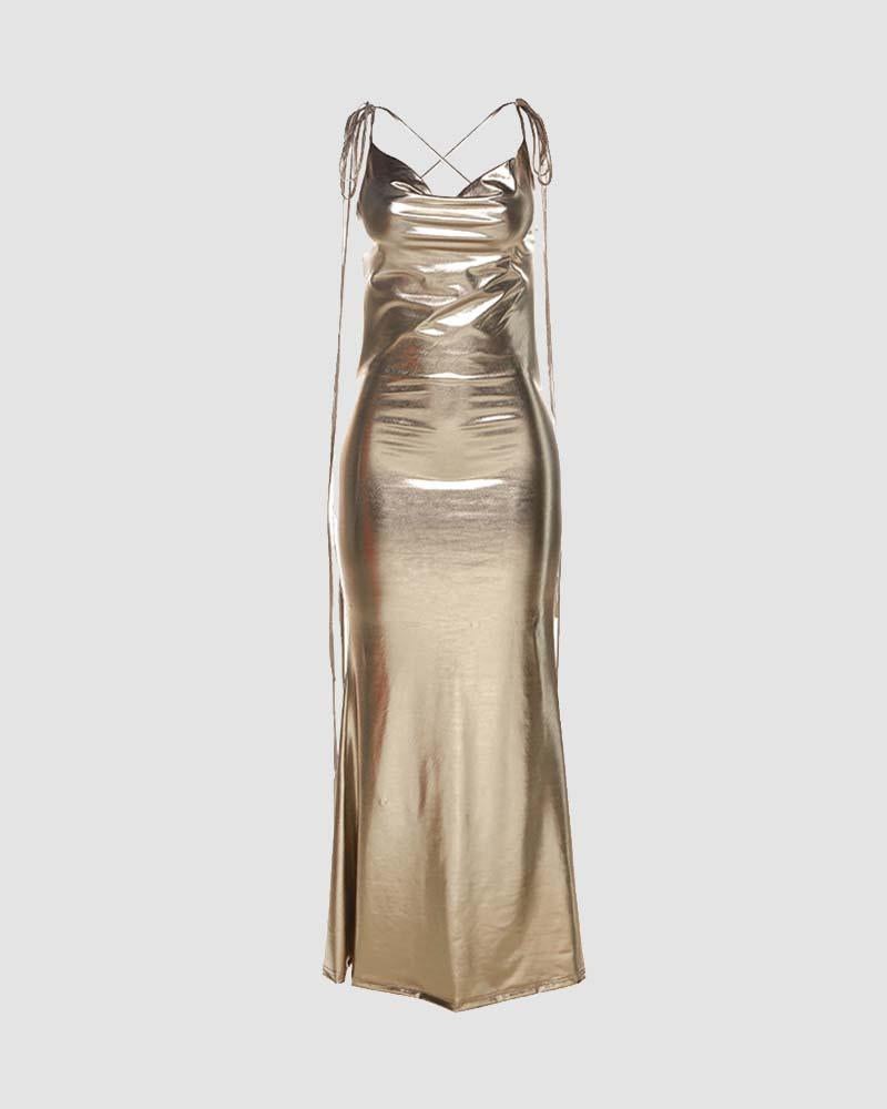 Sophisticated Dress with a Clean Classic Look