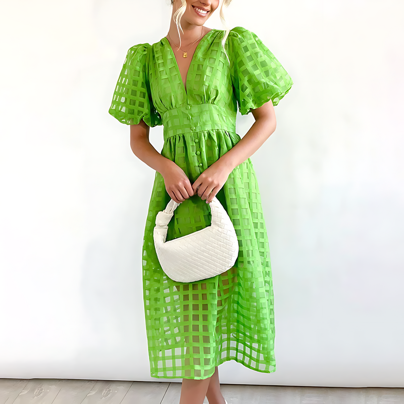Polished Dress with an Effortless Classic Look