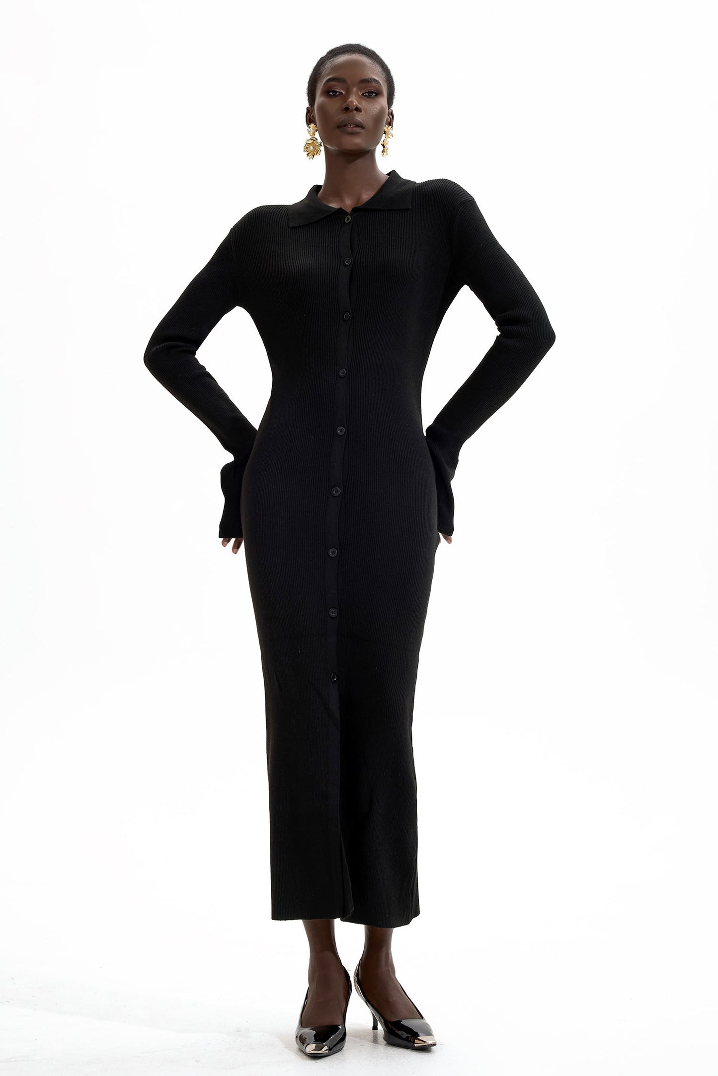 Well Tailored Dress with a Graceful Silhouette