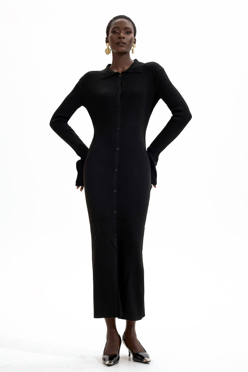 Well Tailored Dress with a Graceful Silhouette