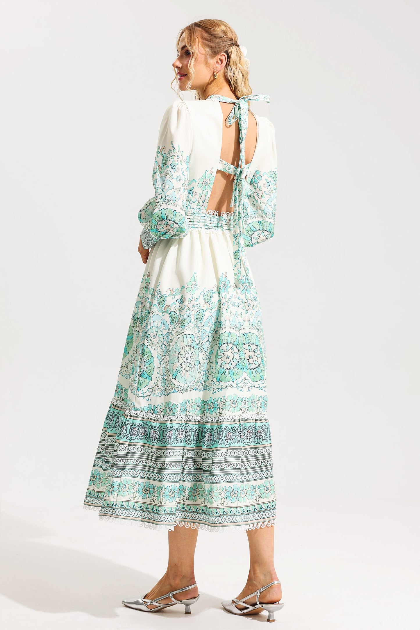 Elegantly Styled Dress for Everyday Wear