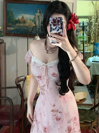 Classic Vintage & Enduringly Stylish Dress