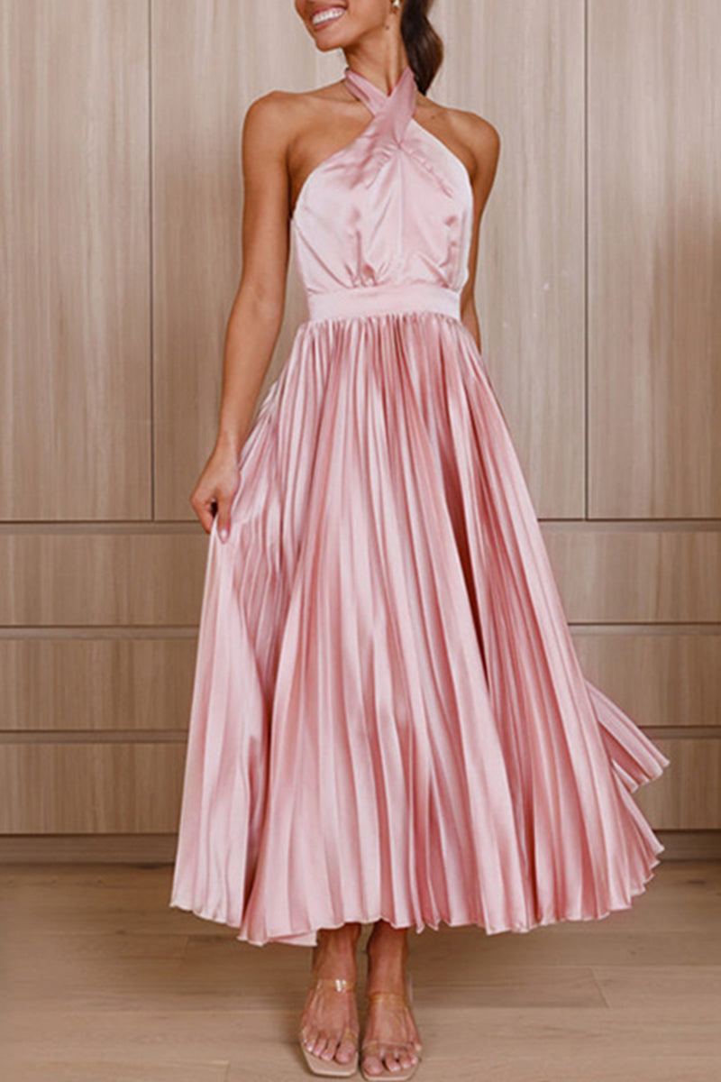 Sophisticated Dress with a Clean Classic Look