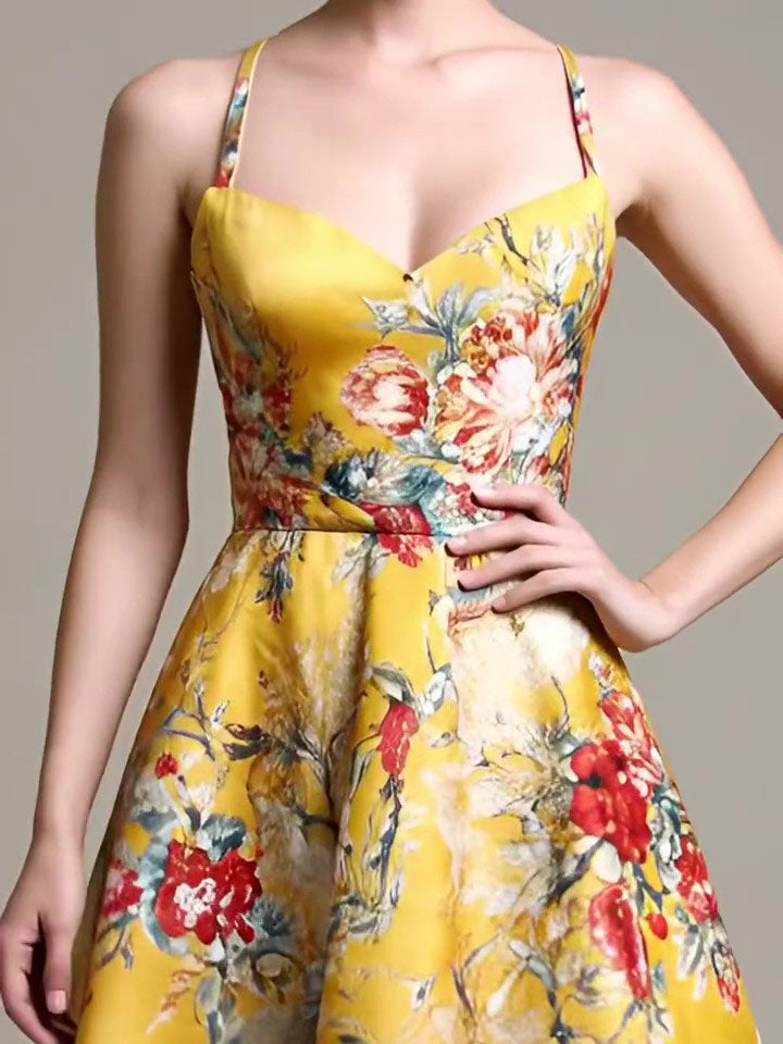 Classic Vintage & Enduringly Stylish Dress
