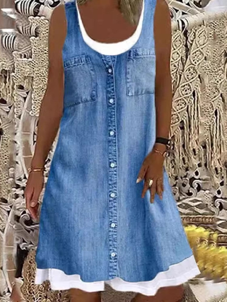 Classic Vintage Dress with a Flattering Fit