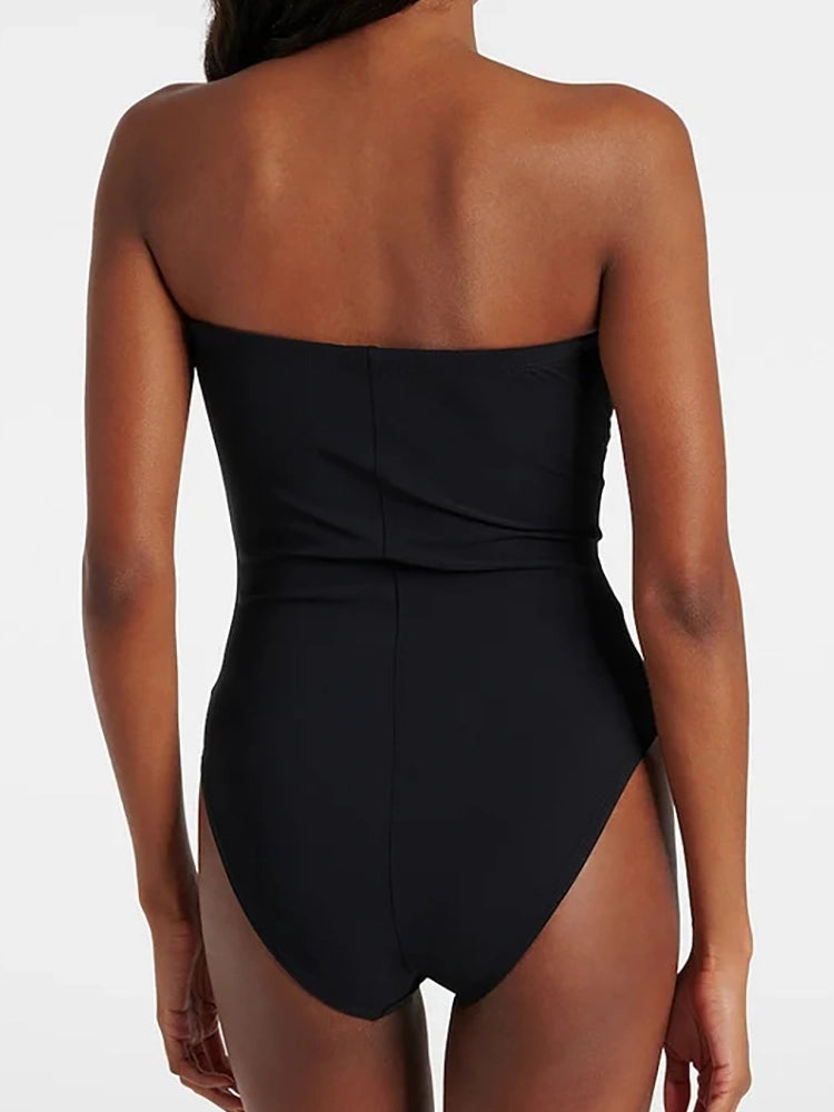 Beautifully Finished Garment in a Timeless Design