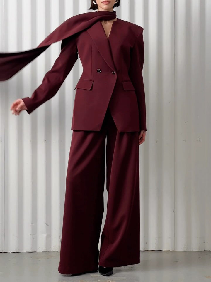 Effortlessly Elegant Pants with a Timeless Design