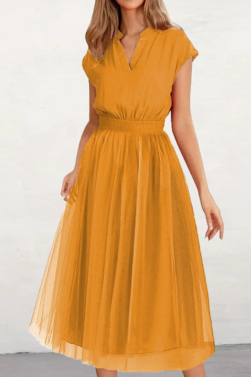 Effortlessly Elegant Dress with a Timeless Design