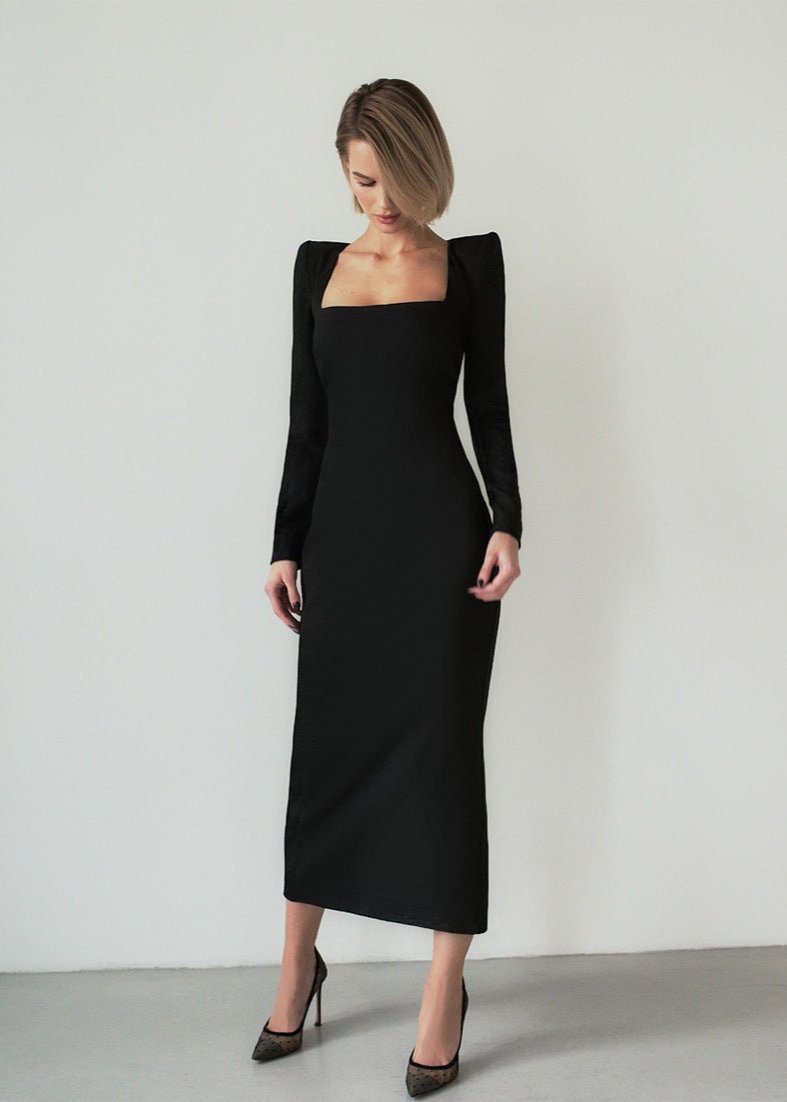 Effortlessly Elegant Dress with a Timeless Design