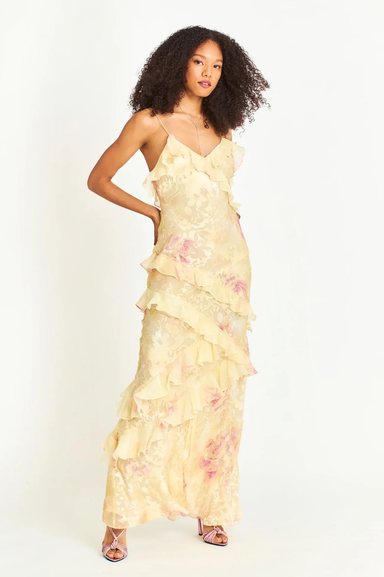 Gracefully Styled Dress for Any Occasion