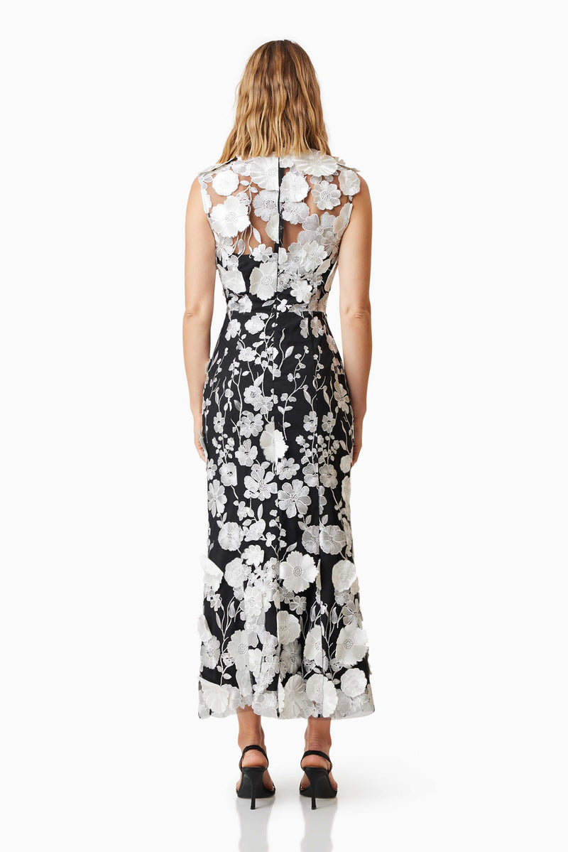 A Vintage Style Dress with Delicate Timeless Details