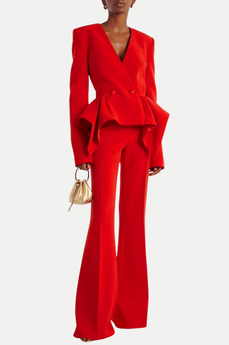 Effortlessly Elegant Garment with a Timeless Design