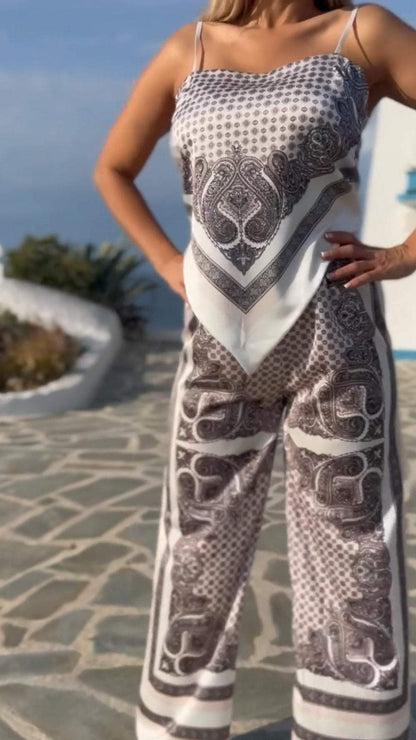 Gracefully Styled Garment for Any Occasion